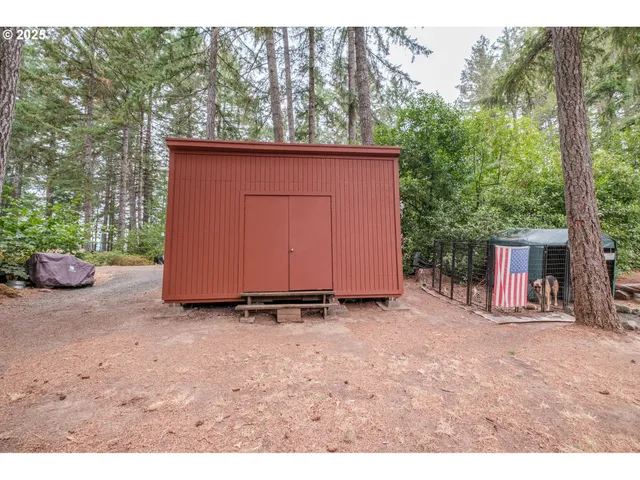 $585,000 | 23508 Lewis Drive, Philomath, OR 97370