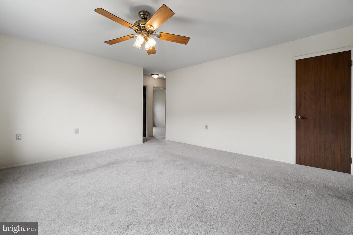 7053 Catalpa Road Frederick, MD 21703 - Photo 7 of 43