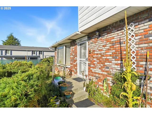 $525,000 | 4151 Northeast 8th Street, Gresham, OR 97030
