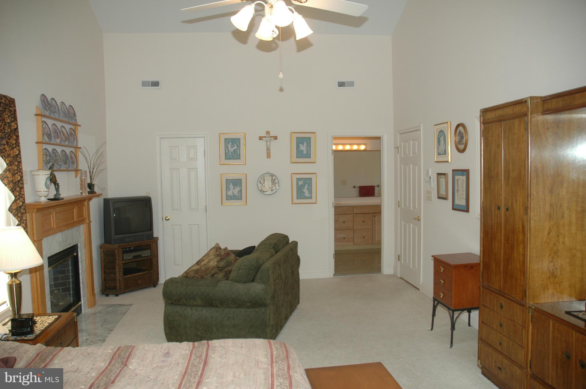 152 Spring Path Arnold, MD 21012 - Photo 18 of 30 Spacious Master has WIC & Ceiling Fan.