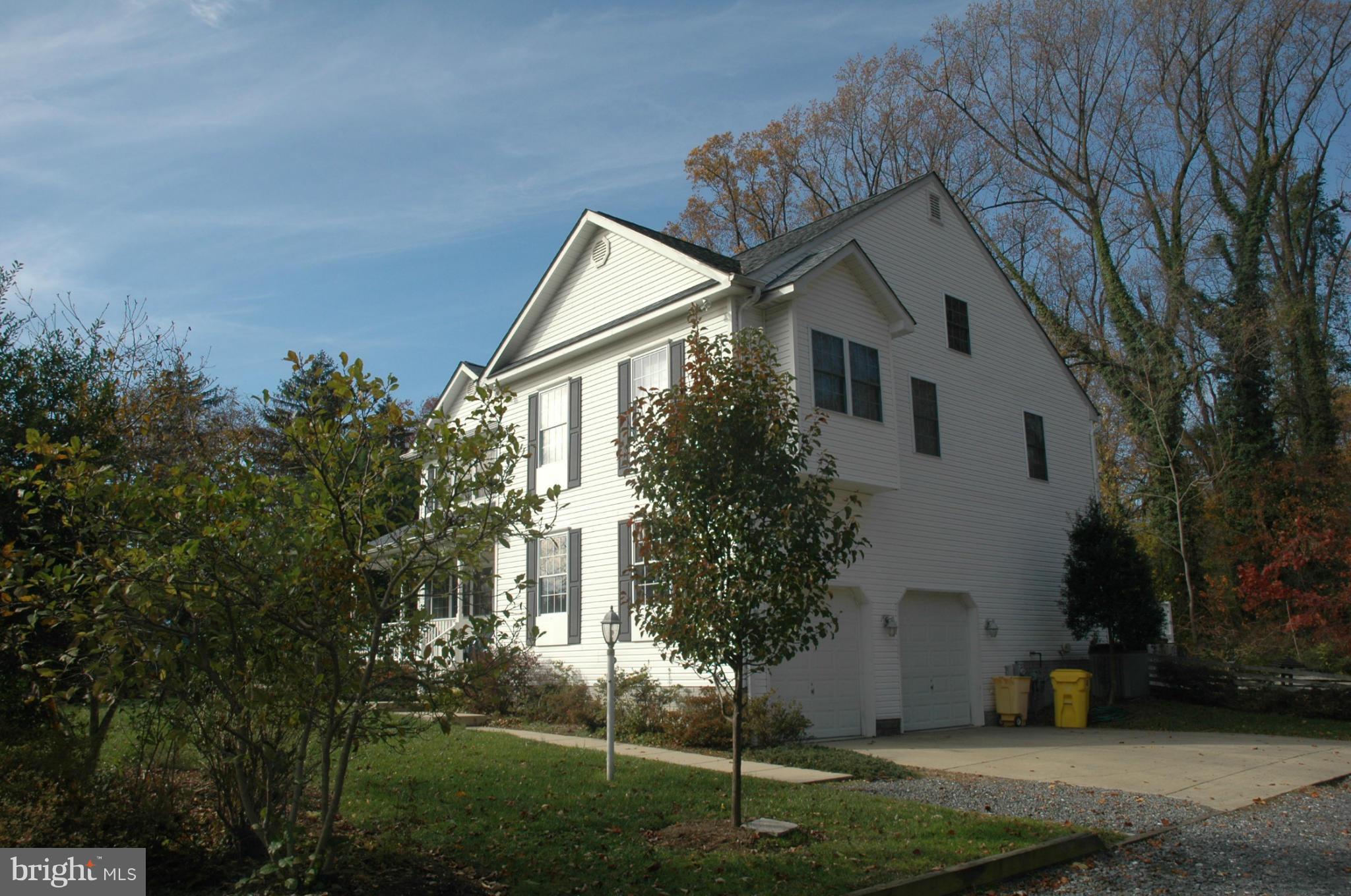 152 Spring Path Arnold, MD 21012 - Photo 3 of 30 Exterior Side of Home