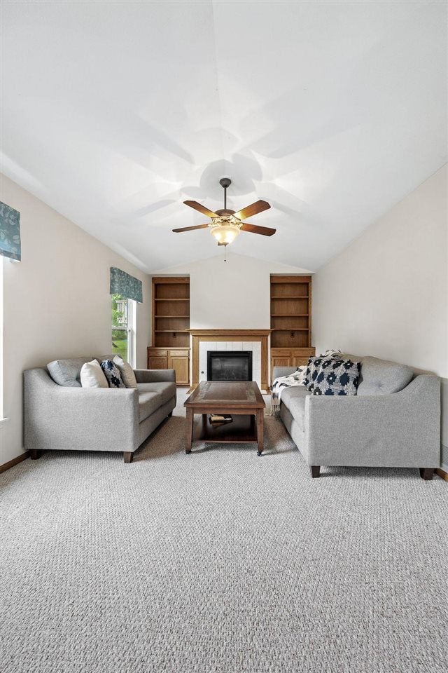 3402 Falcon View Road Southwest Cedar Rapids, IA 52404 - Photo 7 of 38 Gallery Image 7