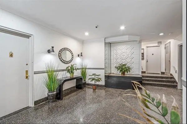 $290,000 | 50-21 39th Place, Unit 5C | Sunnyside