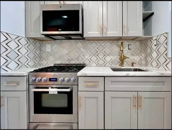 $290,000 | 50-21 39th Place, Unit 5C | Sunnyside