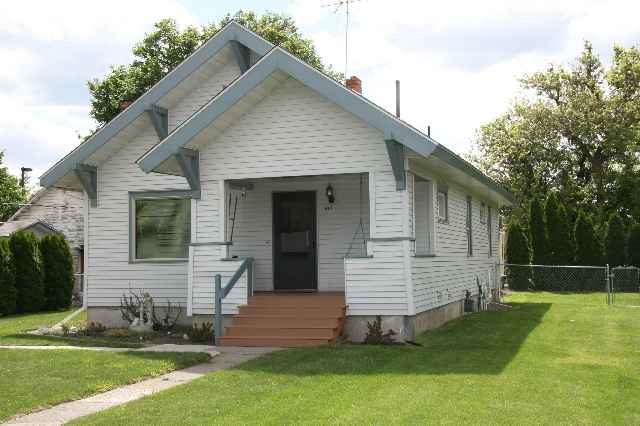 417 North Willow Road Spokane, WA 99206 - Photo 1 of 9