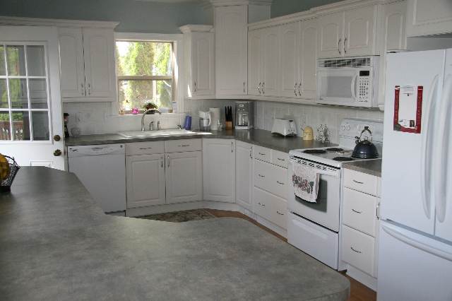 417 North Willow Road Spokane, WA 99206 - Photo 2 of 9