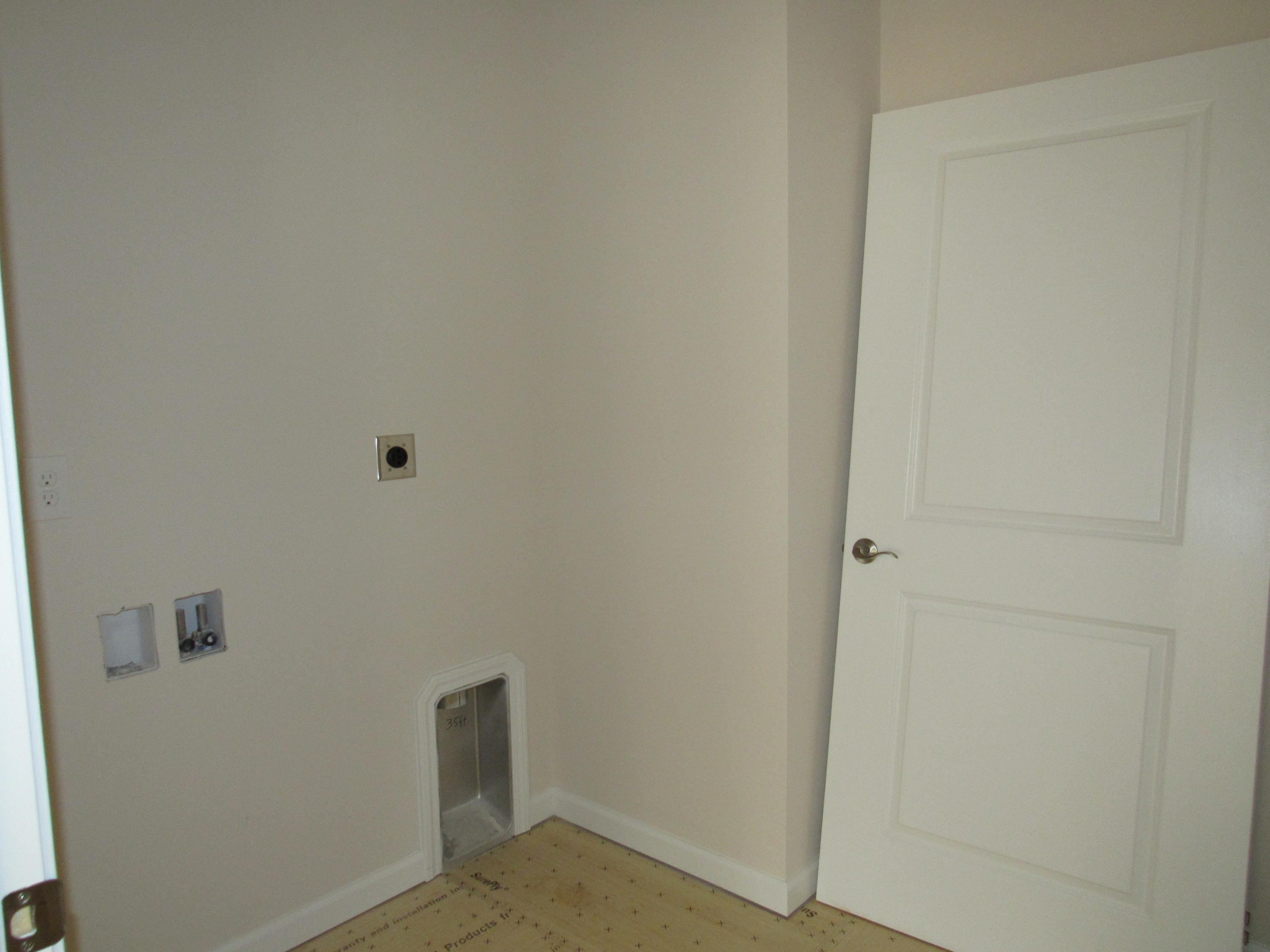 4441 Old Stage Road Radford, VA 24141 - Photo 11 of 32 a view of an empty room