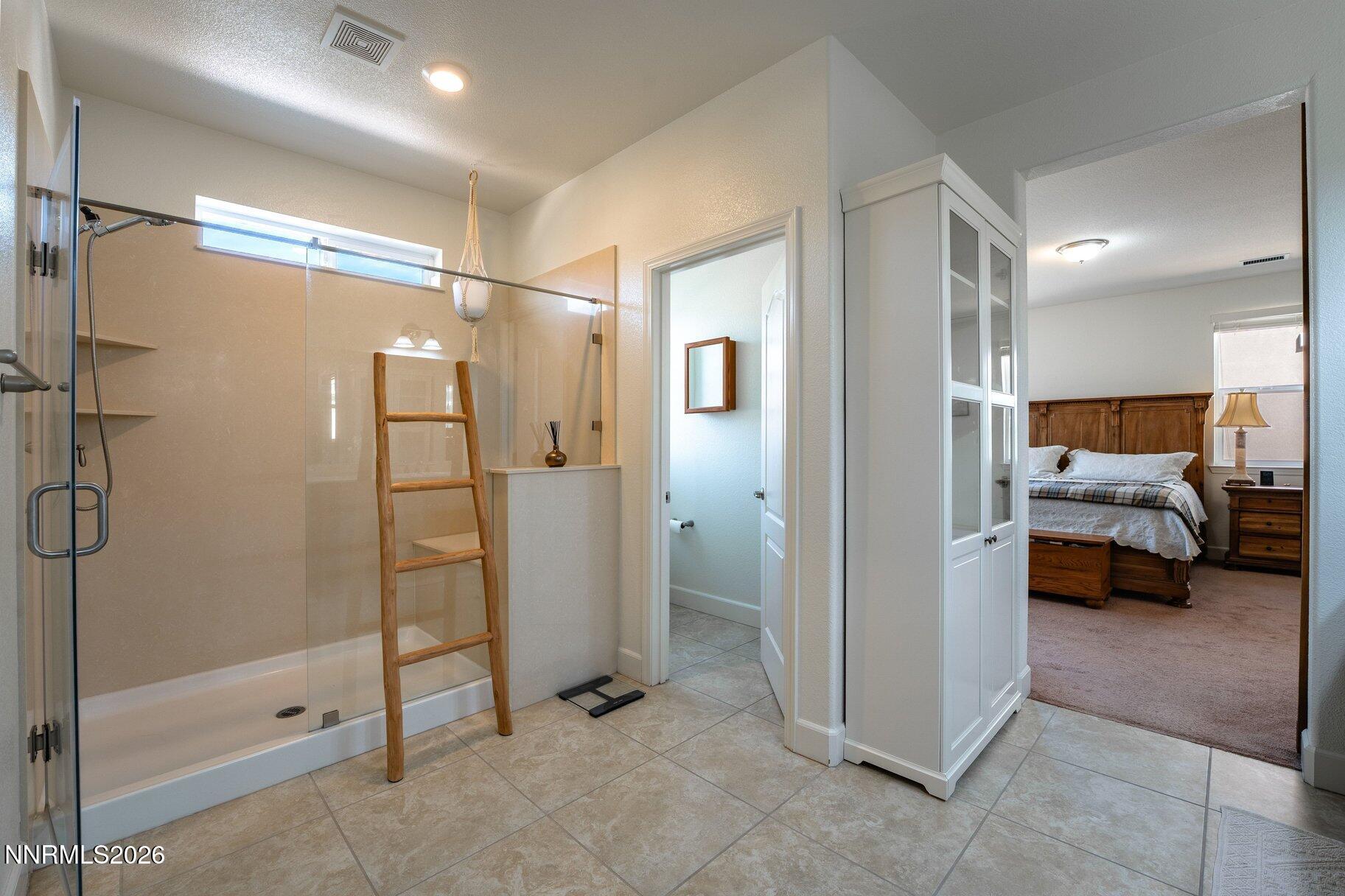 9713 Pachuca Drive Reno, NV 89521 - Photo 4 of 47 004_045_9713_pachuca-35_411_327