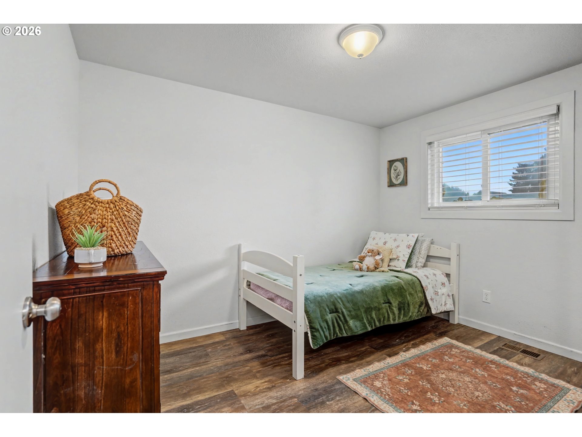 38929 Southwest 4th Avenue Scio, OR 97374 - Photo 22 of 33