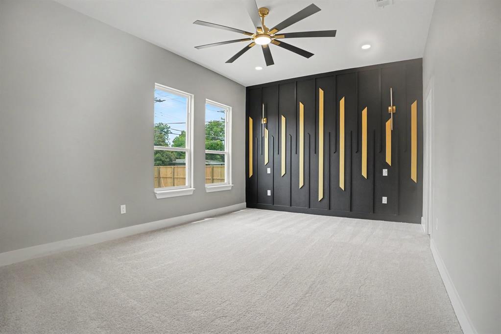 2506 Gross Road Dallas, TX 75228 - Photo 12 of 26 Gallery Image 12