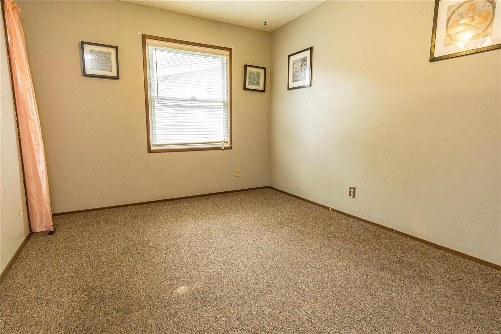 832 Fort Henry Road Belleville, IL 62221 - Photo 32 of 43 Gallery Image 32