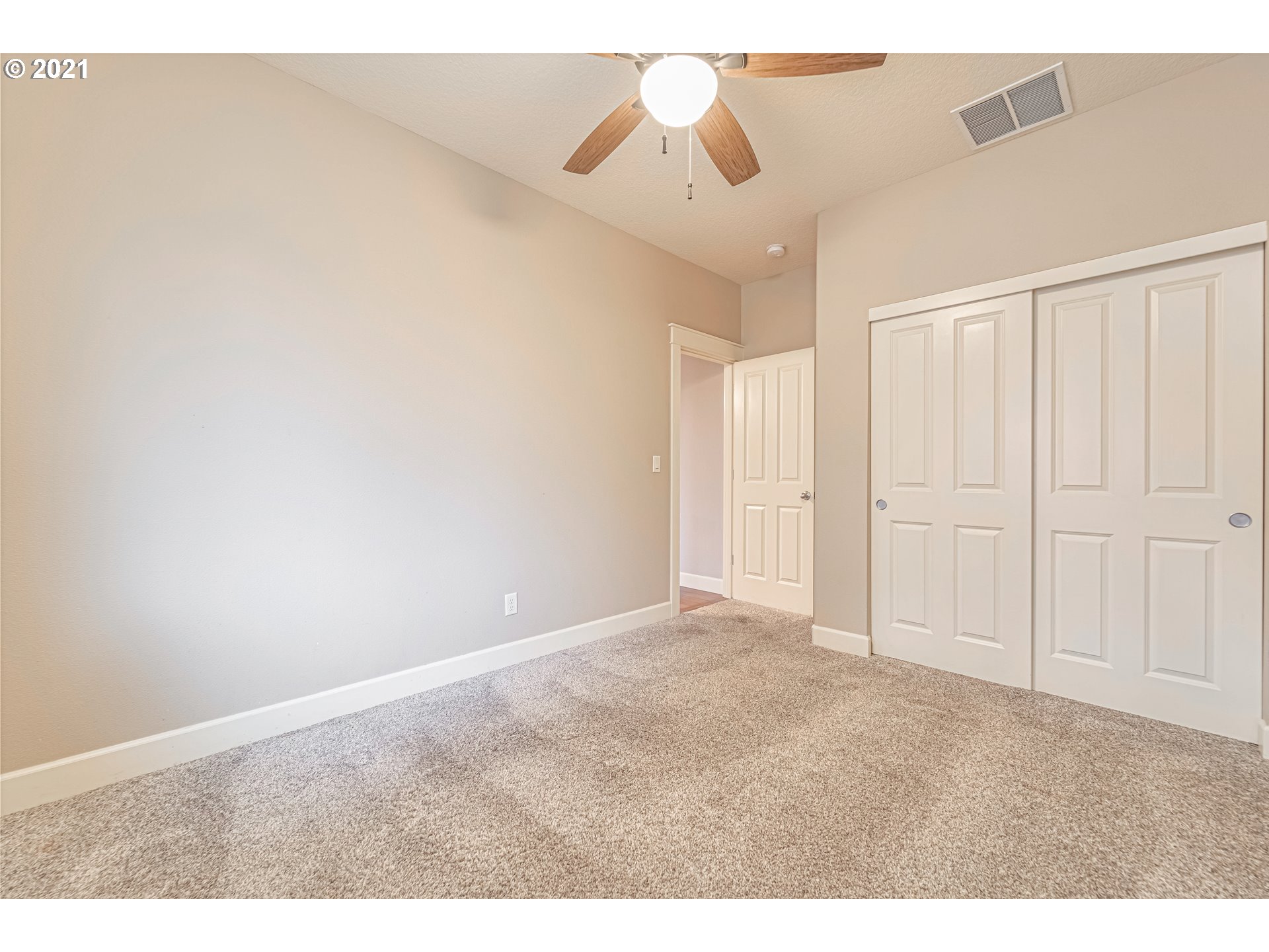 3104 Northwest 46th Loop Camas, WA 98607 - Photo 14 of 32 Gallery Image 14