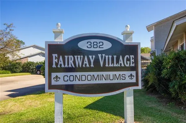 $119,900 | 382 Fairway Drive, Unit 11, Laplace, LA 70068