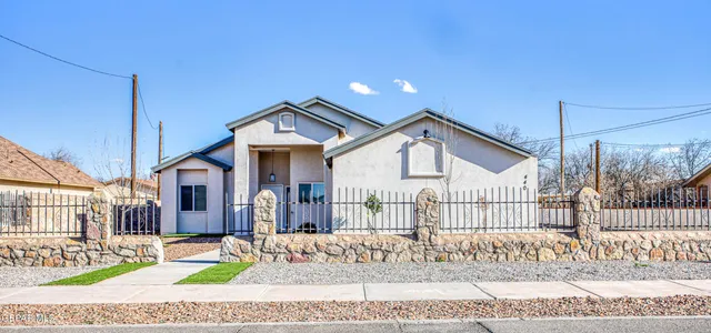 $550,000 | 440 James Street, El Paso, TX 79915