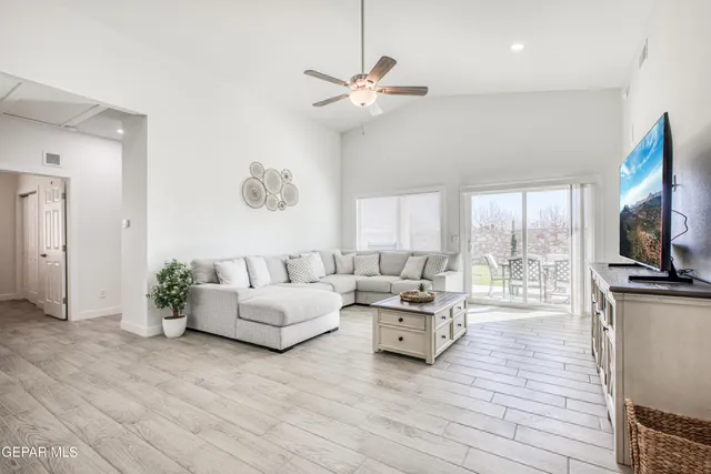 $550,000 | 440 James Street, El Paso, TX 79915