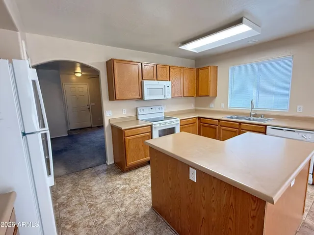 $1,495 | 11829 West Shaw Butte Drive, El Mirage, AZ 85335