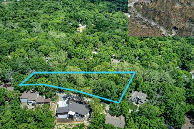 $125,000 | Bluff View, Parkville, MO 64152