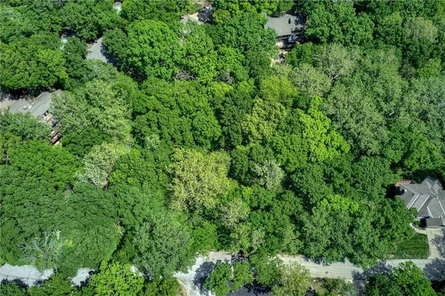 $125,000 | Bluff View, Parkville, MO 64152