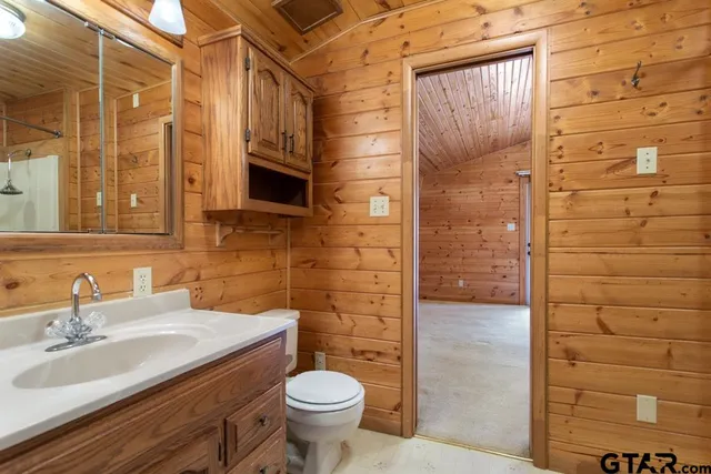 $465,000 | 13833 Big Oak Bay Road, Tyler, TX 75707