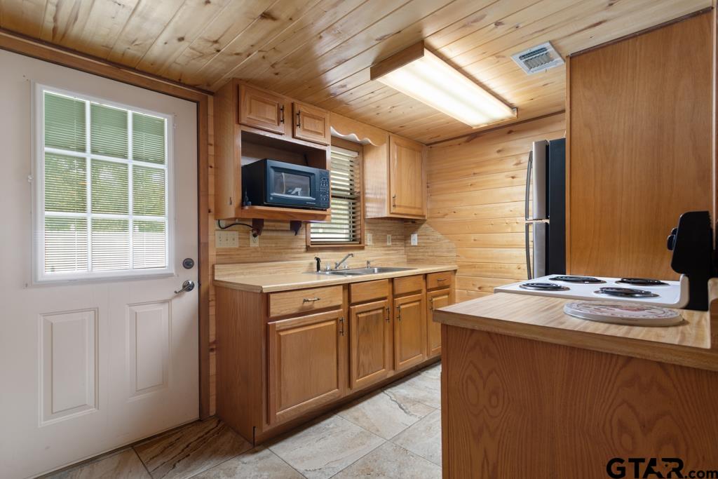 13833 Big Oak Bay Road Tyler, TX 75707 - Photo 27 of 48