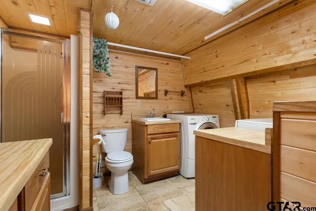 $465,000 | 13833 Big Oak Bay Road, Tyler, TX 75707