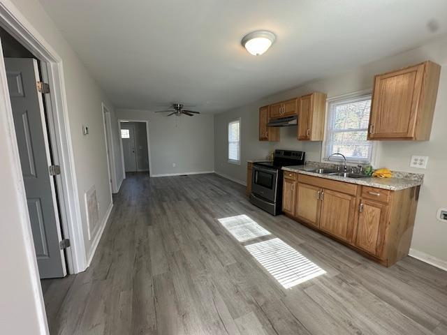 10 Earle Street Sumter, SC 29150 - Photo 6 of 10 Living room & Kitchen view