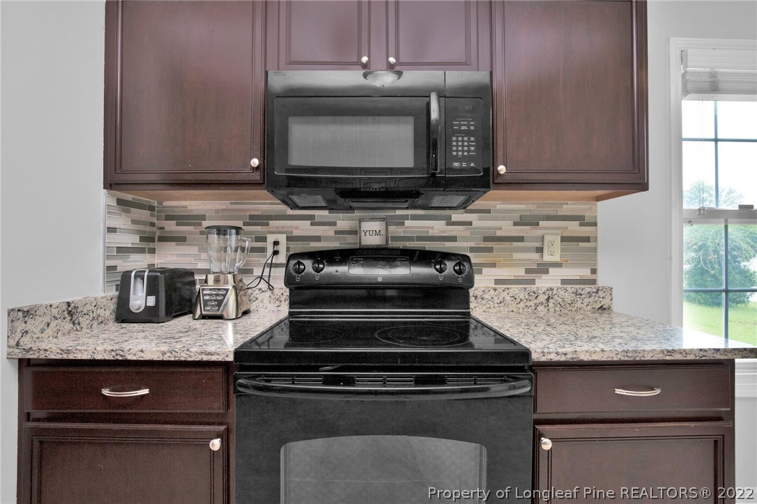139 Scanner Court Raeford, NC 28376 - Photo 13 of 33 Gallery Image 13