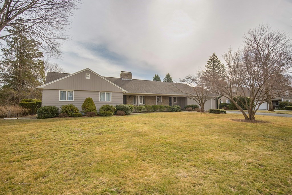 65 Ridge Road East Longmeadow, MA 01028 - Photo 1 of 39 Gallery Image 1