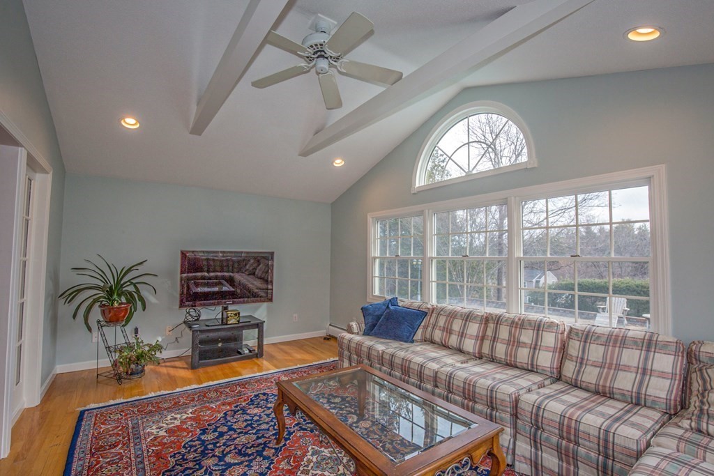 65 Ridge Road East Longmeadow, MA 01028 - Photo 3 of 39 Gallery Image 3