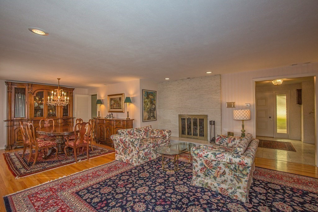 65 Ridge Road East Longmeadow, MA 01028 - Photo 9 of 39 Gallery Image 9