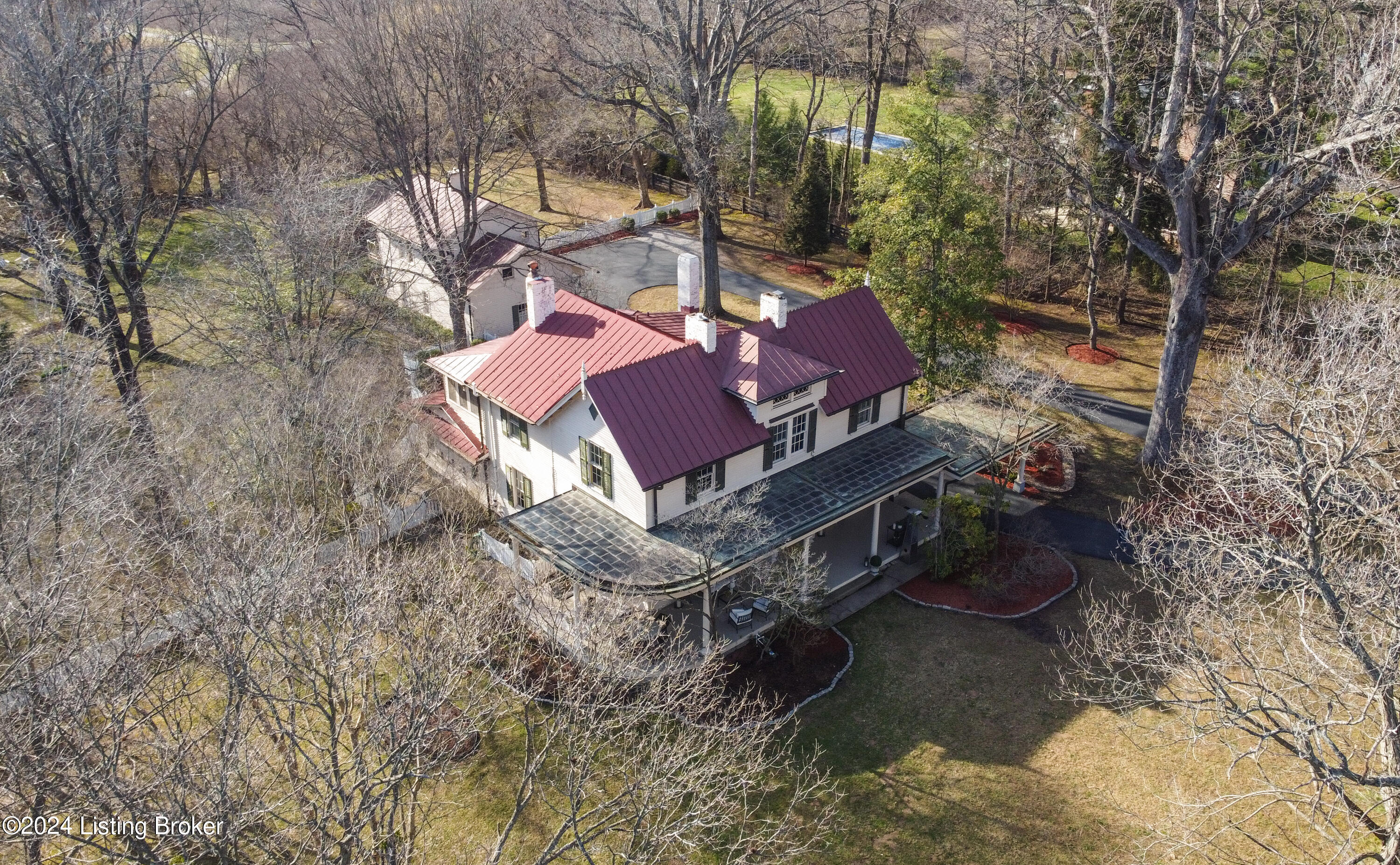 1902 Evergreen Road Anchorage, KY 40223 - Photo 65 of 72 Evergreen207