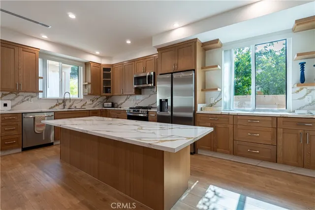 $2,575 | 1205 North Maryland Avenue, Unit A, Glendale, CA 91207