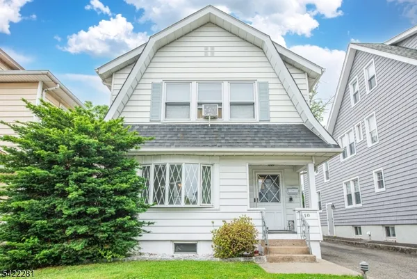 $2,550 | 10 Walnut Parkway, Montclair, NJ 07042