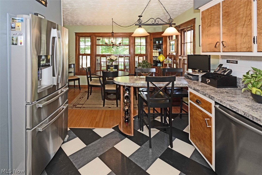 13205 Ridge Road North Royalton, OH 44133 - Photo 18 of 34