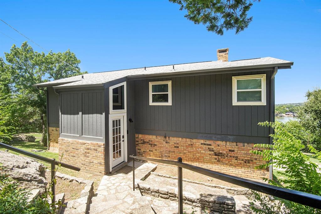 4307 Acoma Court Granbury, TX 76048 - Photo 13 of 40