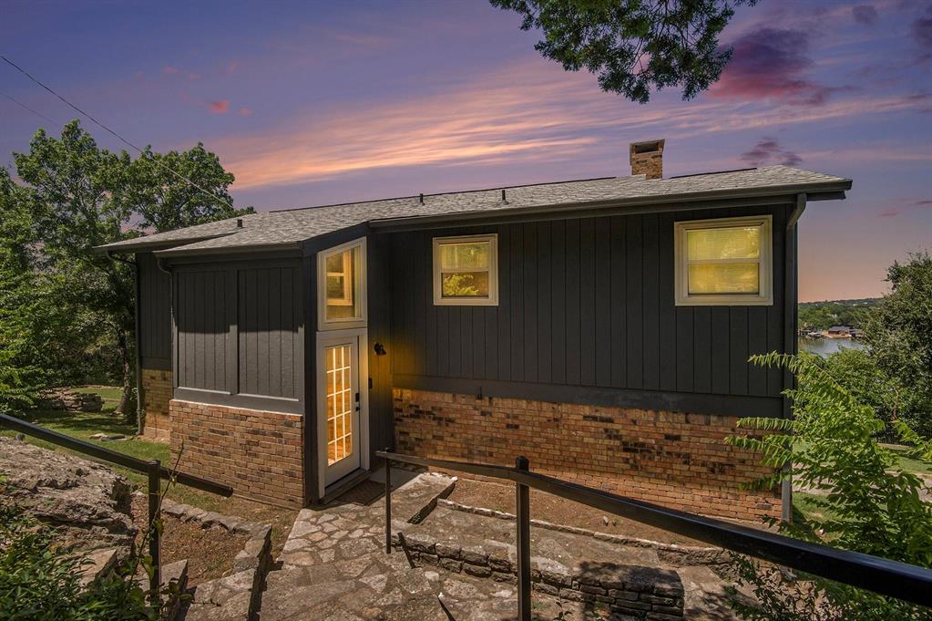 4307 Acoma Court Granbury, TX 76048 - Photo 14 of 40