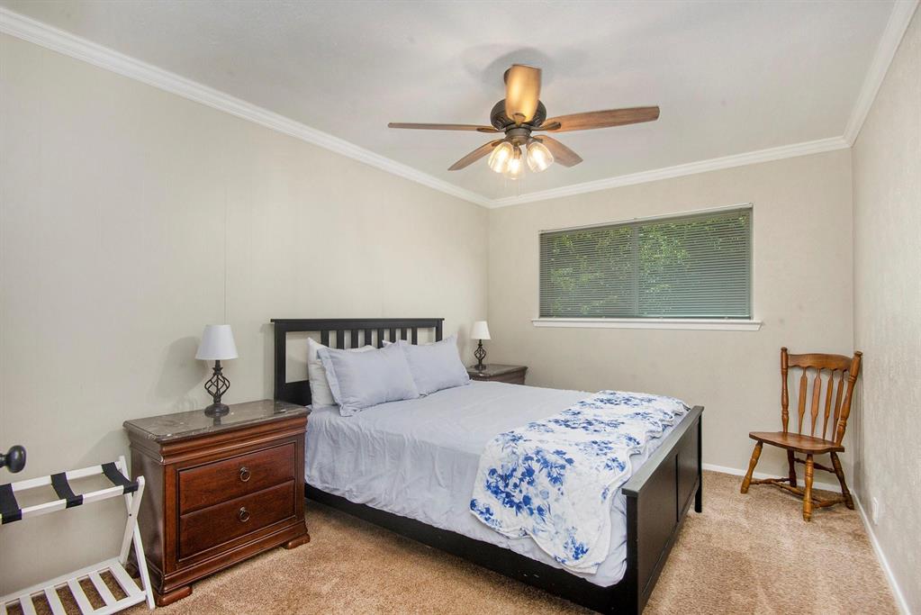 4307 Acoma Court Granbury, TX 76048 - Photo 24 of 40