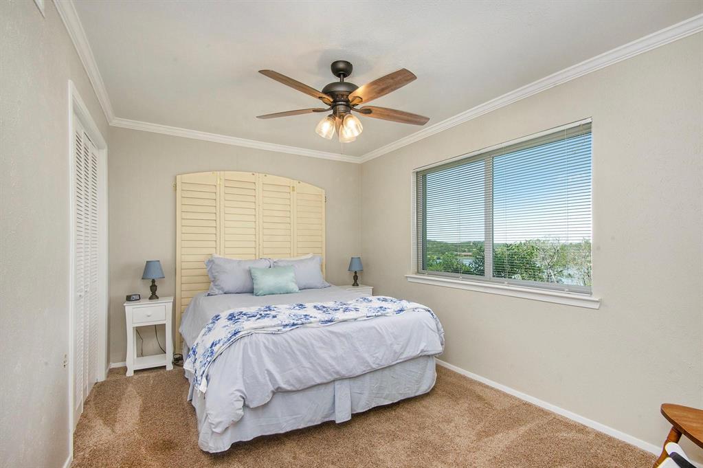 4307 Acoma Court Granbury, TX 76048 - Photo 29 of 40