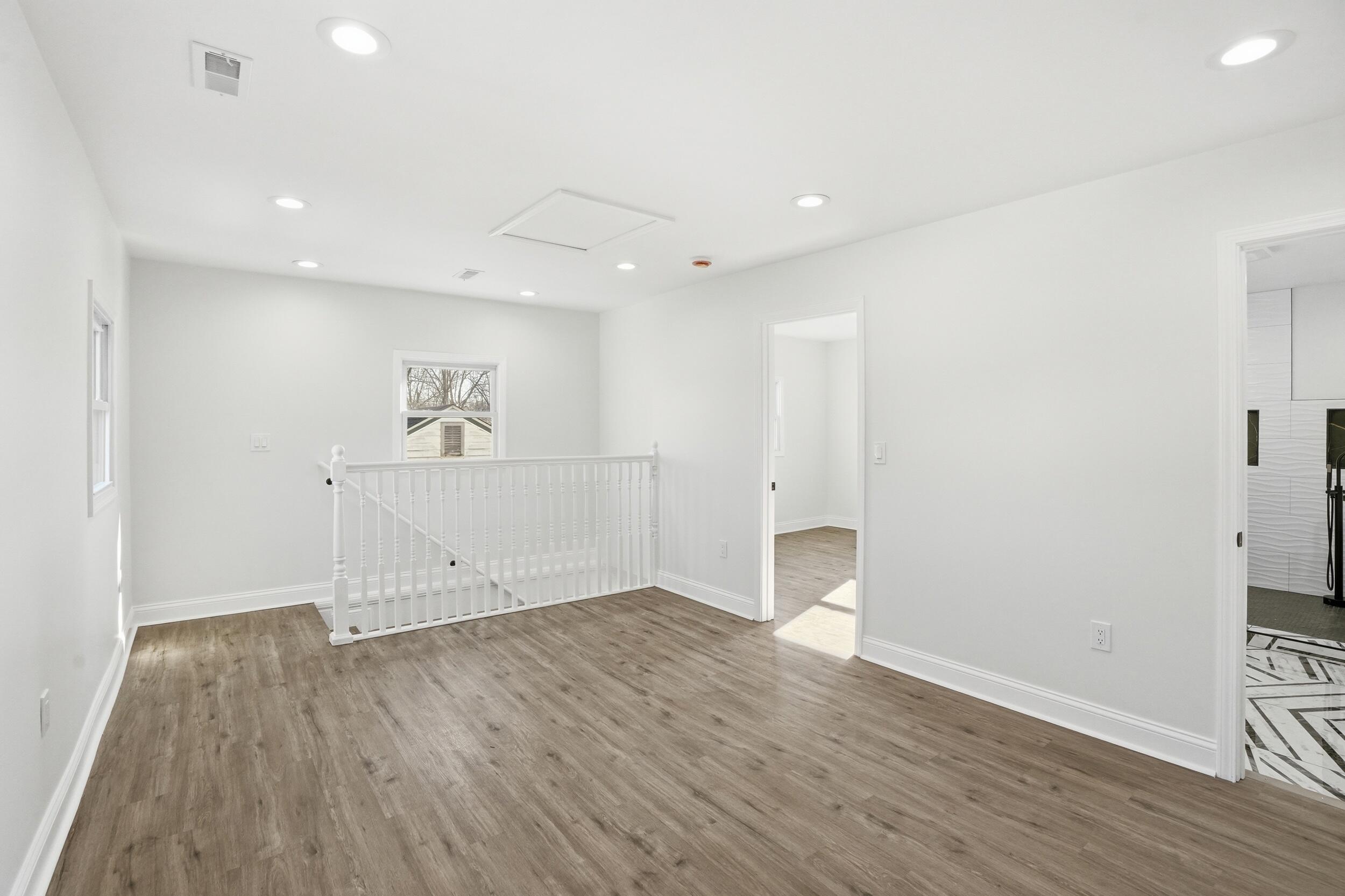 1039 Lane Street Gary, IN 46404 - Photo 11 of 29 2500x1666