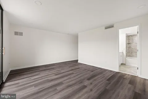 $400,000 | 6101 Edsall Road, Unit 1212, Alexandria, VA 22304