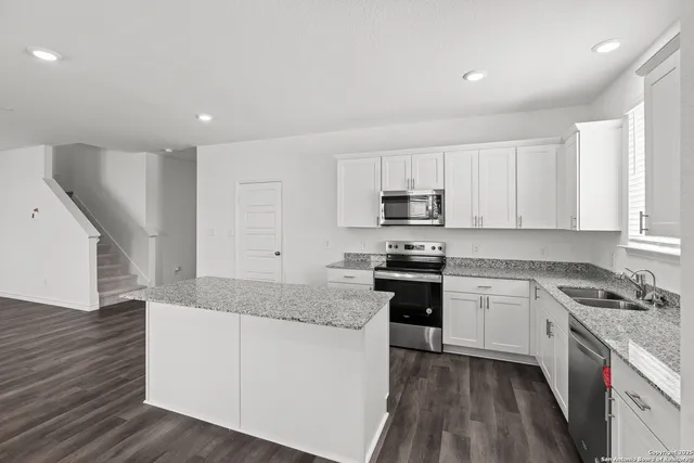 $296,696 | 4161 Bermuda Lane, Seguin, TX 78155