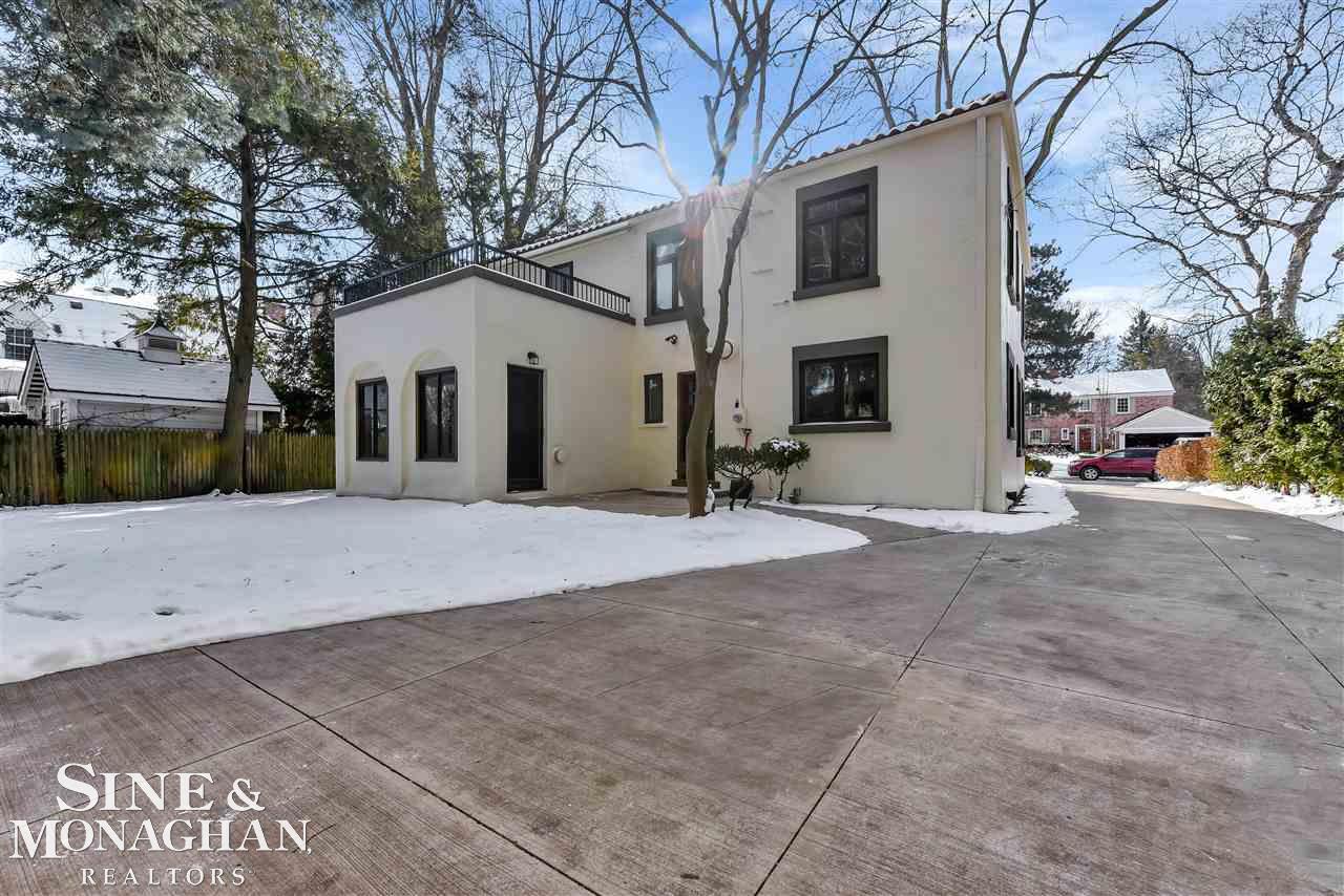 60 Cambridge Road Grosse Pointe, MI 48236 - Photo 32 of 37 50065444-31.JPG