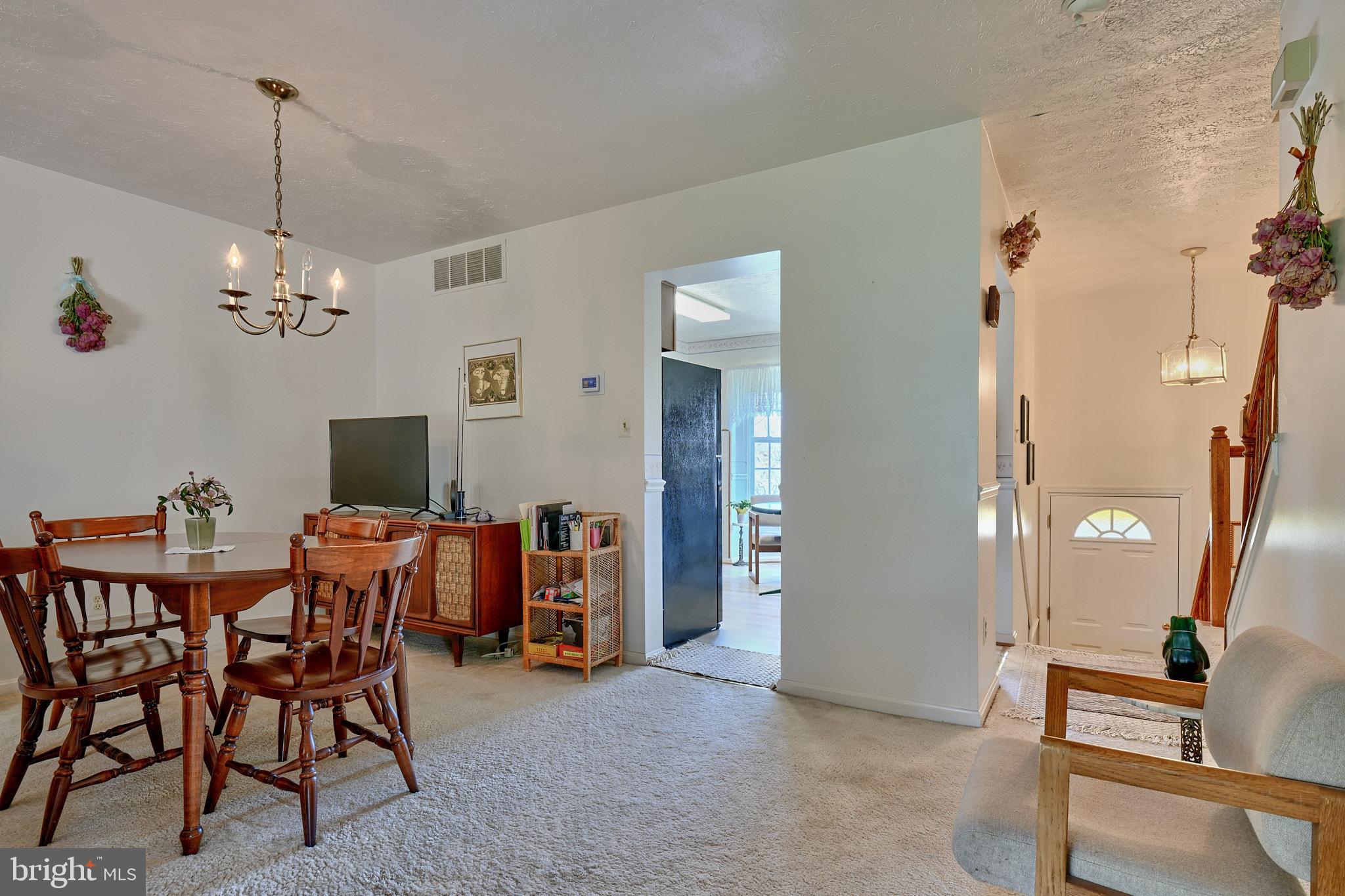 46 Powder View Court Nottingham, MD 21236 - Photo 7 of 32 Gallery Image 7