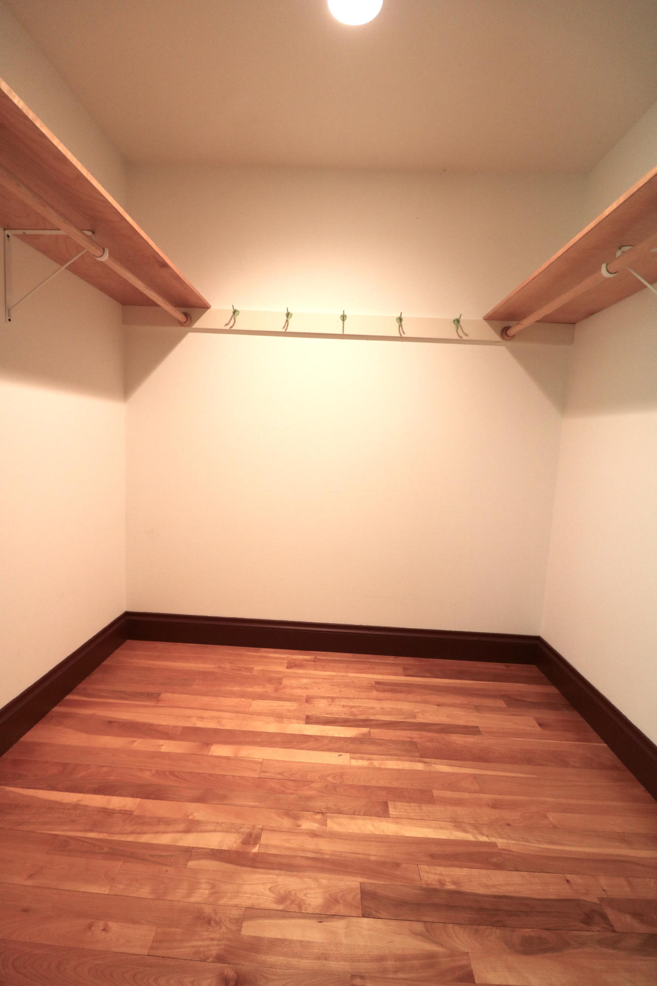 17 Bayview Court Friendship, ME 04547 - Photo 31 of 43 Main bedr closet - fl2