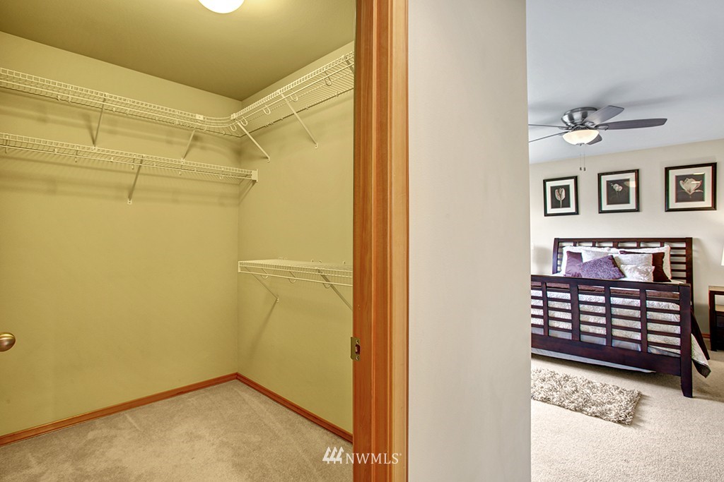 218 Quincy Place Southeast Renton, WA 98059 - Photo 11 of 18
