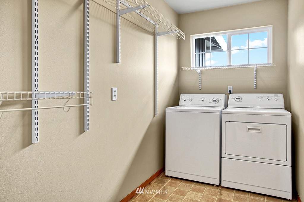 218 Quincy Place Southeast Renton, WA 98059 - Photo 15 of 18