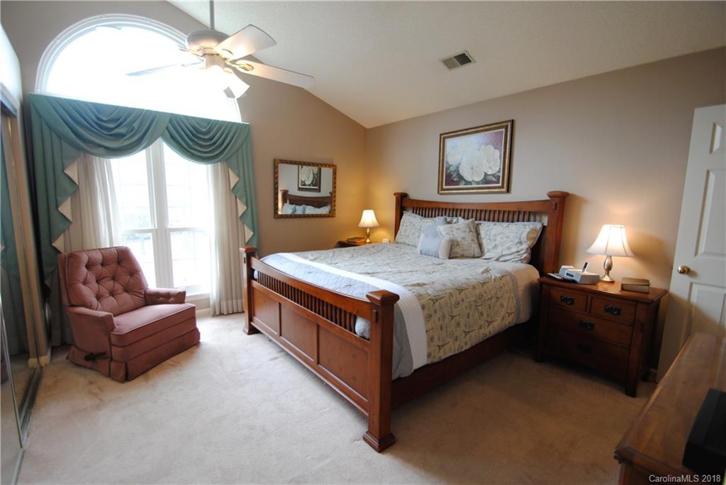 8040 Hunley Ridge Road Matthews, NC 28104 - Photo 18 of 36 Gallery Image 18