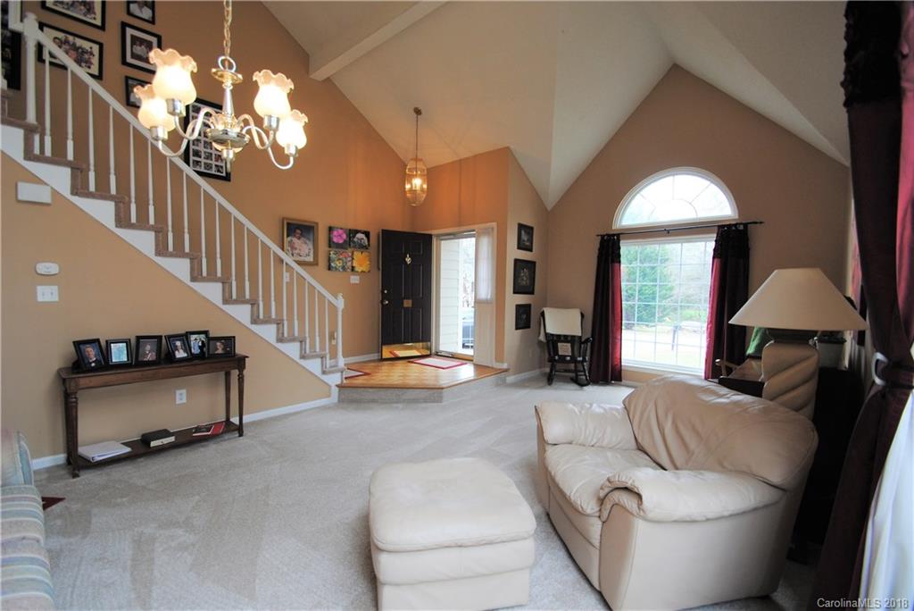 8040 Hunley Ridge Road Matthews, NC 28104 - Photo 4 of 36 Gallery Image 4