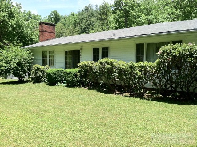 113 Nestle Road Boone, NC 28607 - Photo 2 of 15
