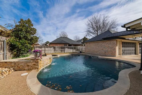 $683,500 | 321 Glen Hollow, Keller, TX 76248